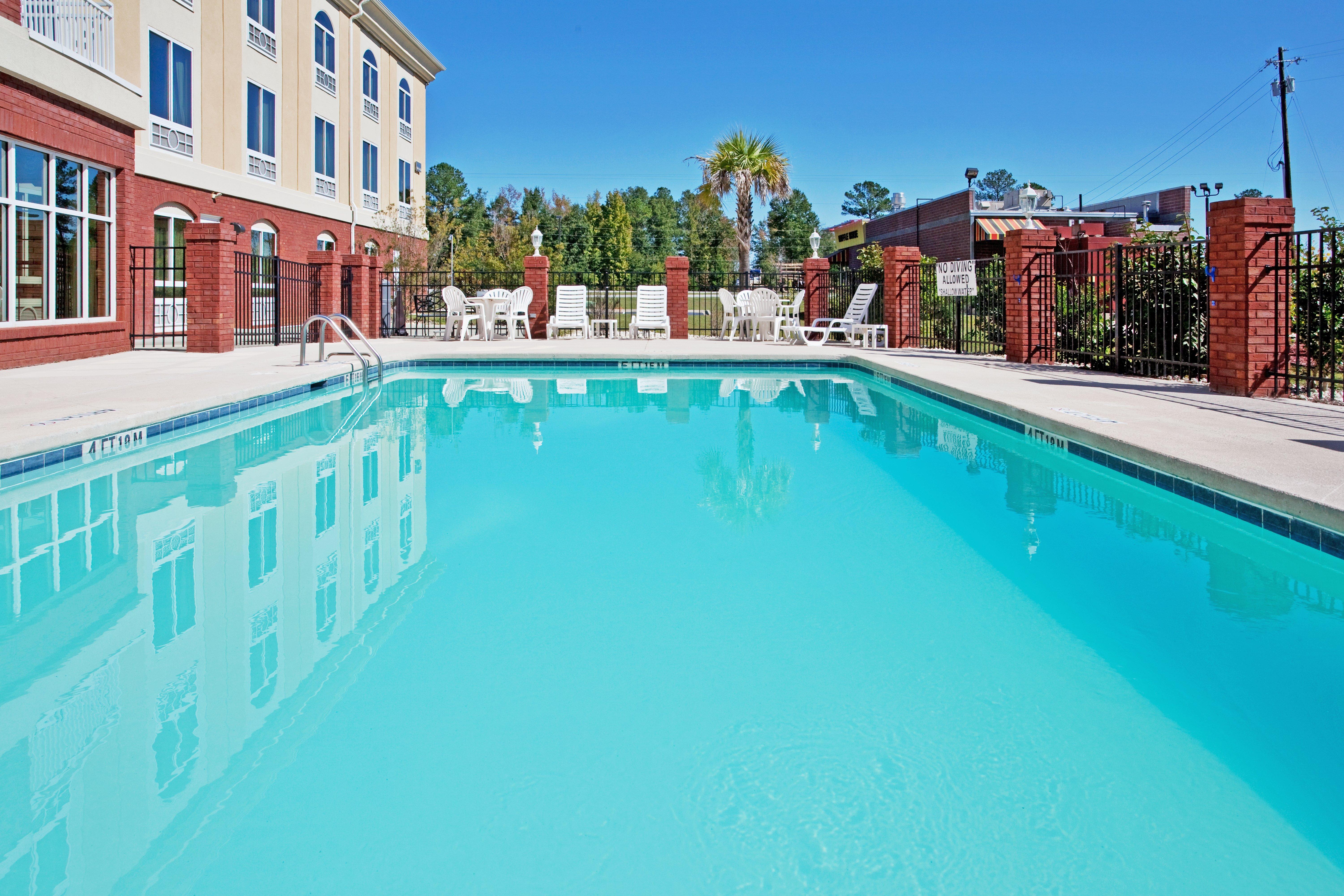 Holiday Inn Express Camden Exterior foto